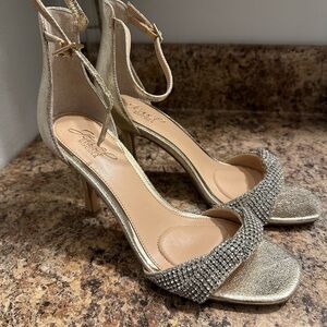 Elegant Gold Heeled Sandals Jewel by Badgley Mischka size 8.5